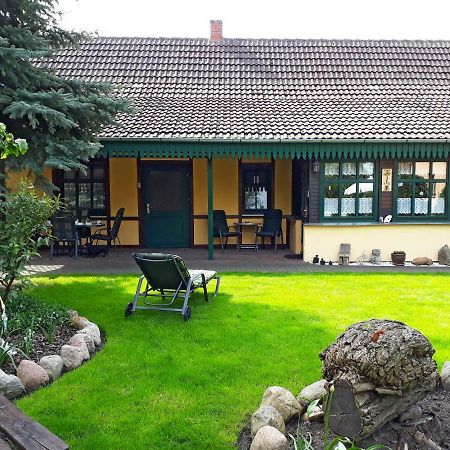 Pension Zum Weissen Hirsch Reitwein Exterior photo